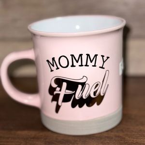 Super Cute 🥰 “Mommy Full” Mug - NEW